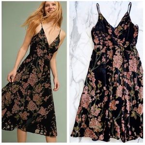 Eri + Ali | Velvet Floral Kora Burnout Midi Dress